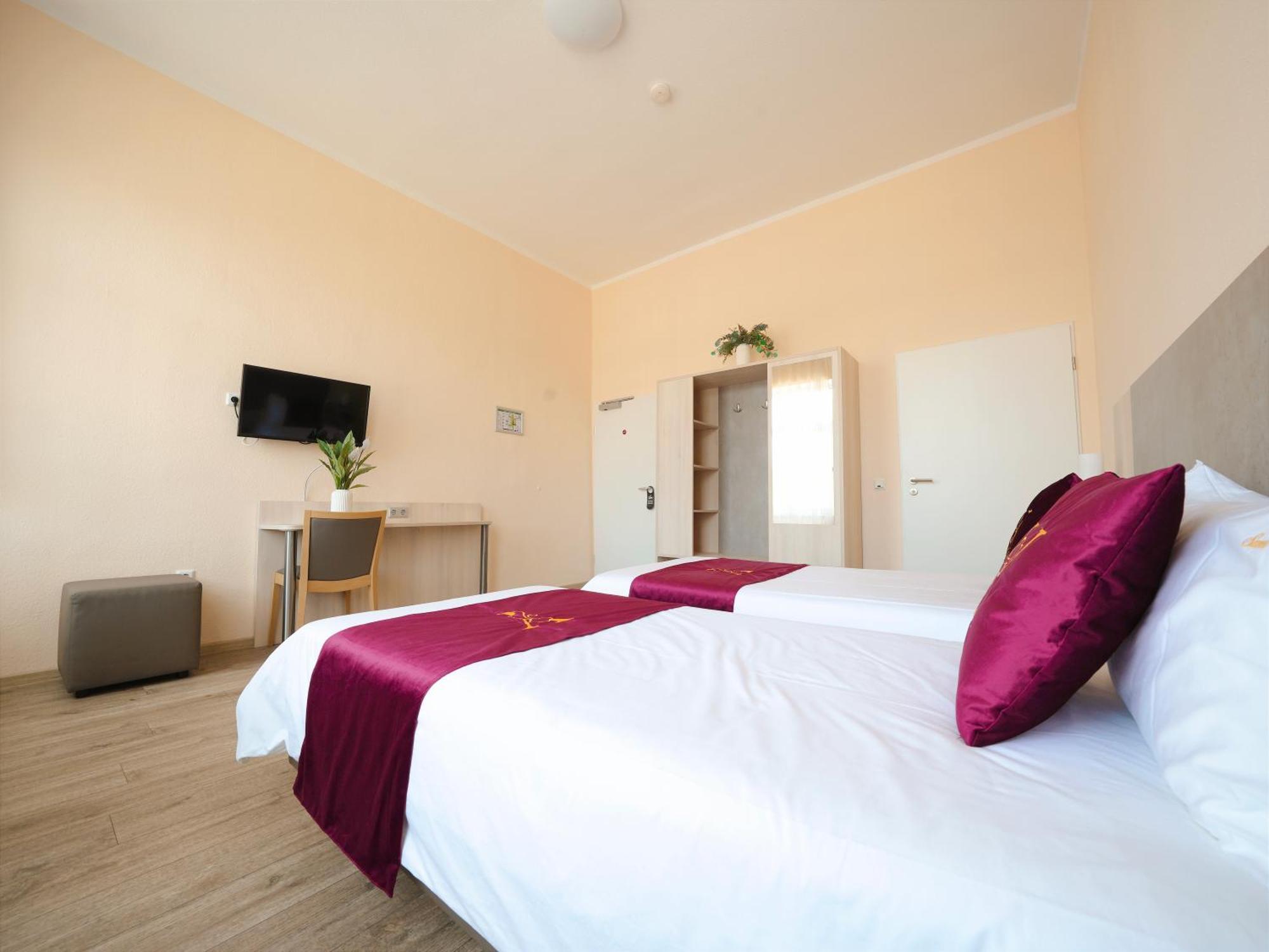 Abtei Hotel Pulheim Bagian luar foto
