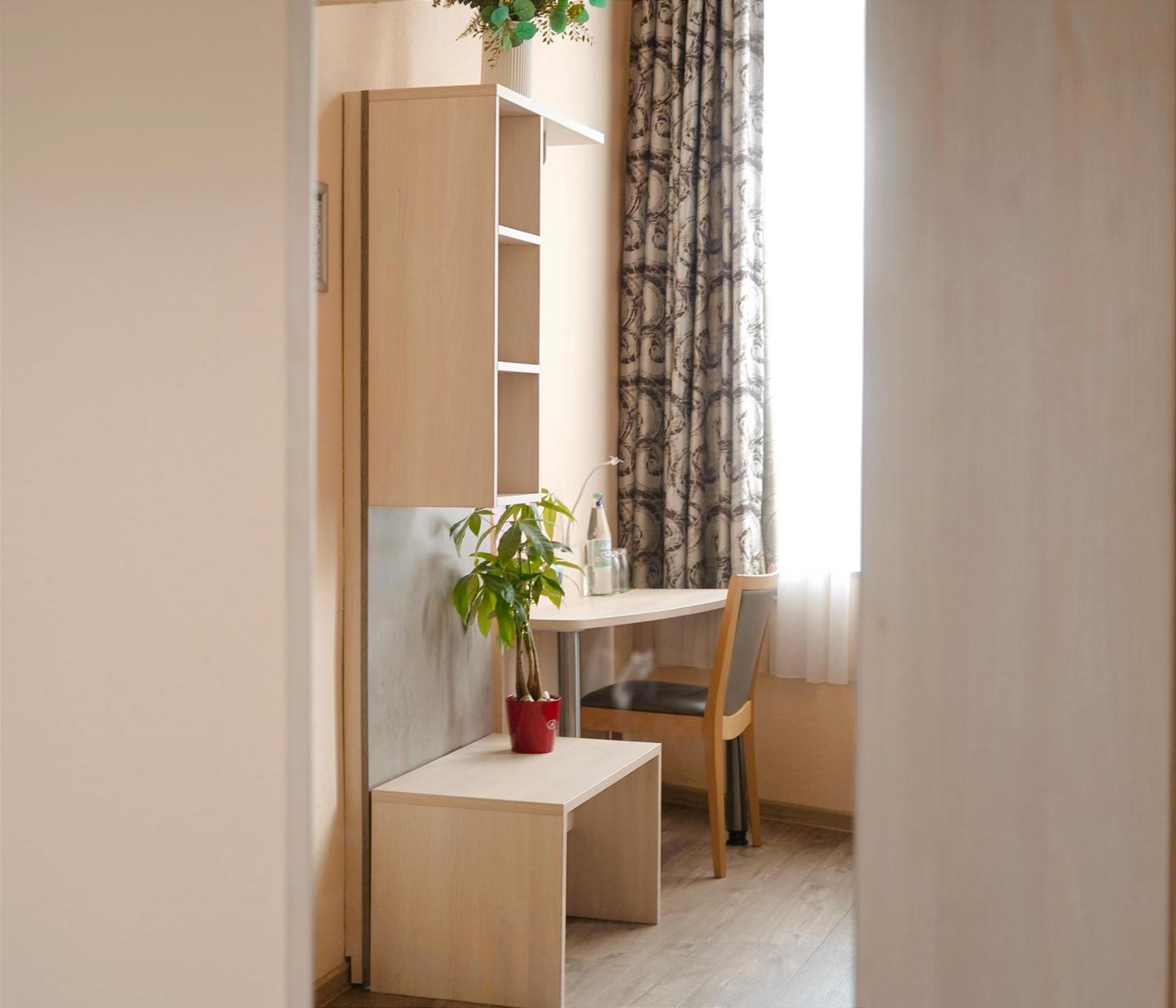 Abtei Hotel Pulheim Bagian luar foto